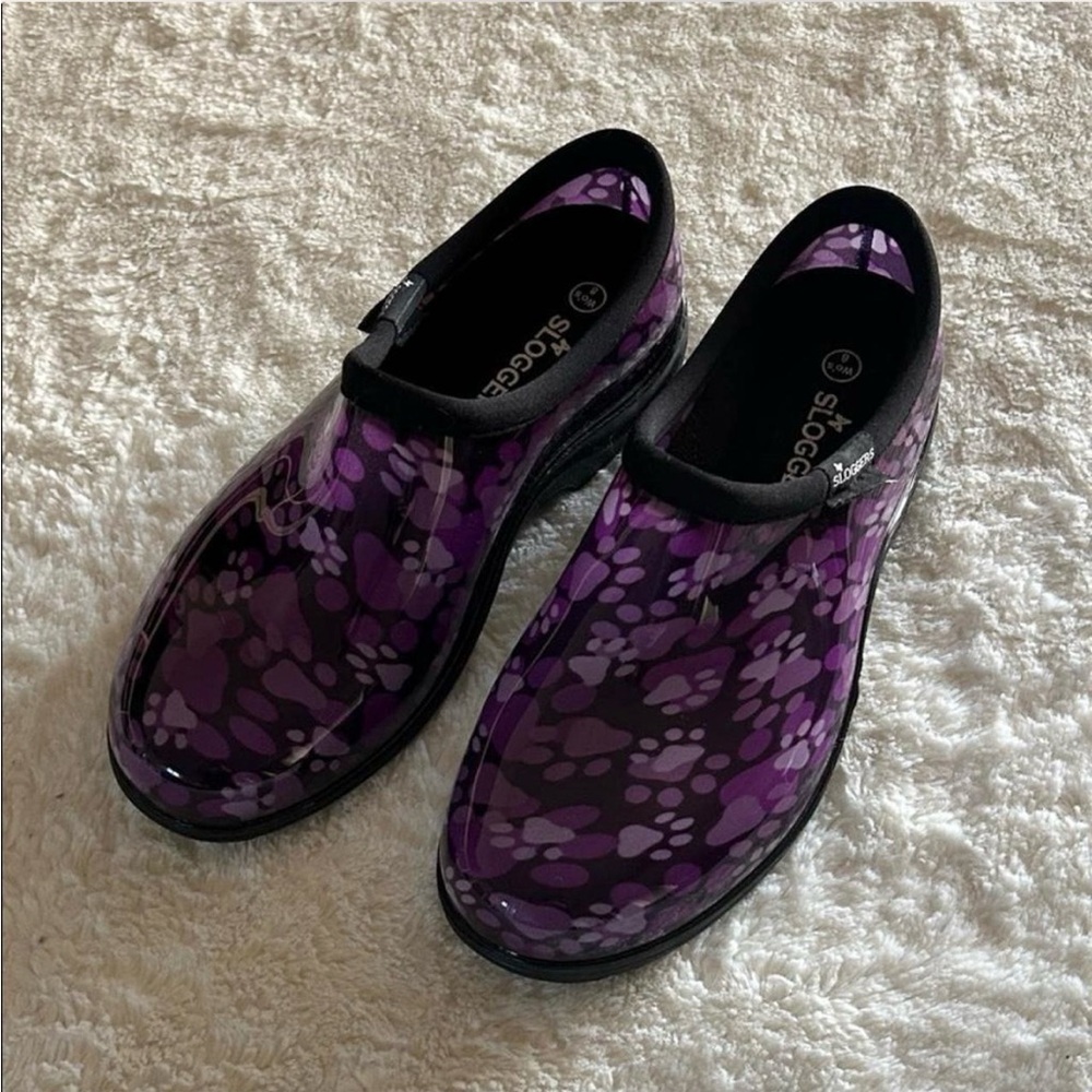 NWOT Sloggers Waterproof Purple Paw Rain and Garden Shoes Clogs